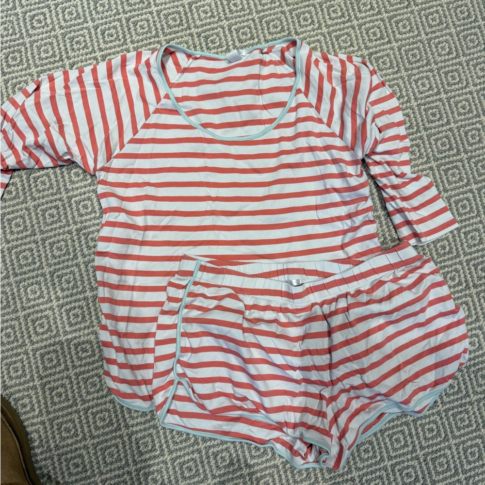 LAKE Pajamas Coral 3/4 Sleeve and Shorts Set